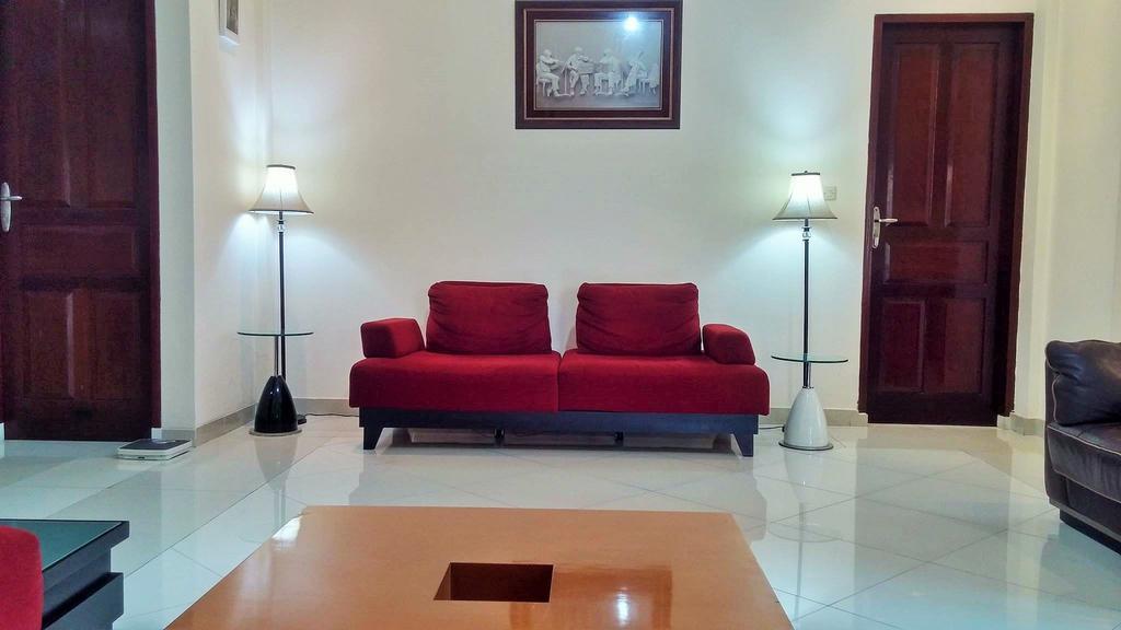 Villa Rumah Ibu Dago Bandung Exterior foto